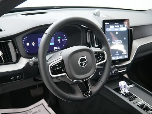 Certified 2026 Volvo XC60 T8 Ultra AWD/4WD image 13