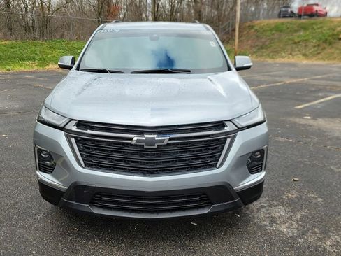 Used 2023 Chevrolet Traverse LT image 4
