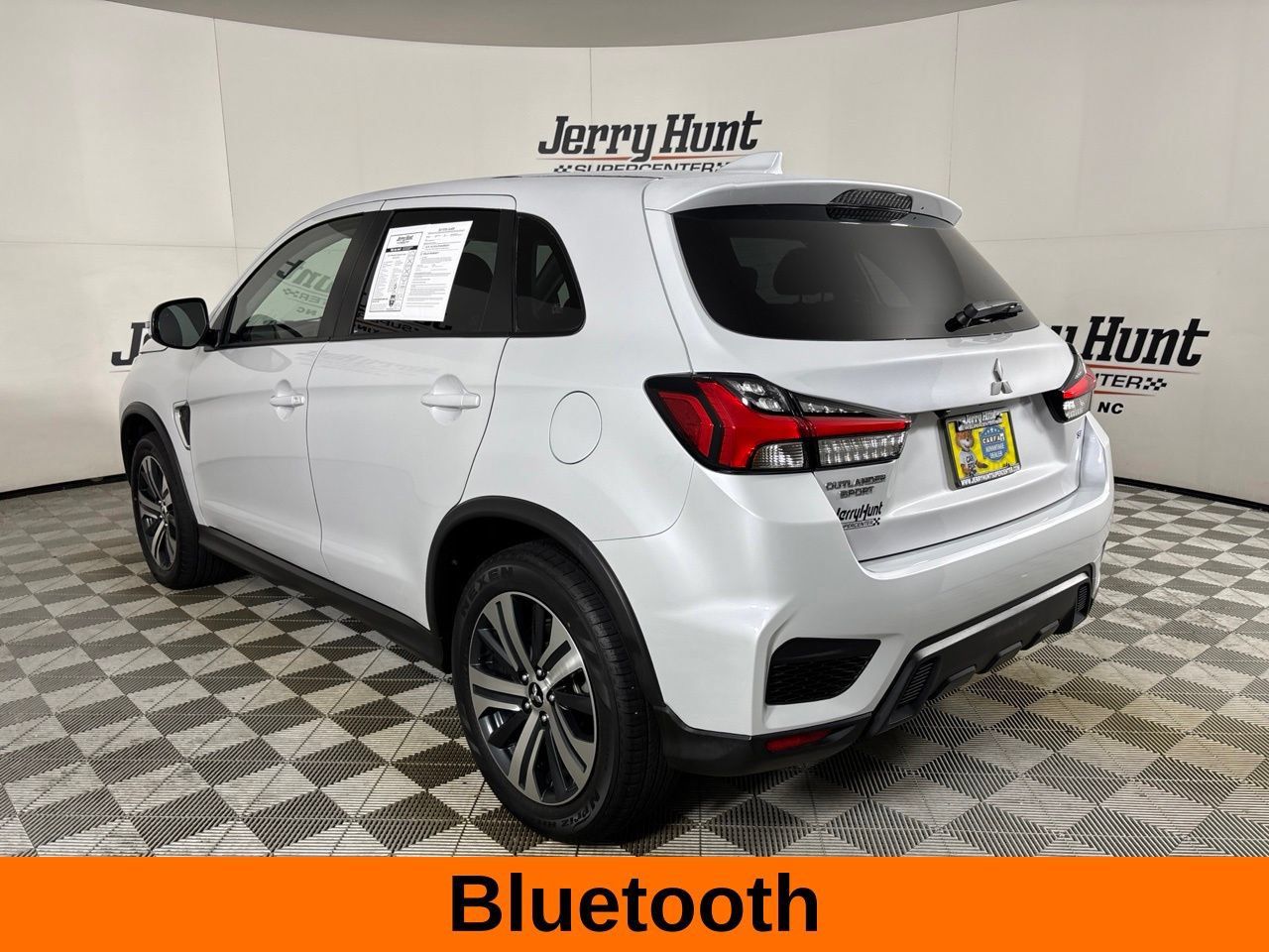 Used 2024 Mitsubishi Outlander Sport SE AWD/4WD image 8