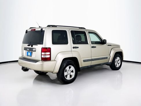 Used 2011 Jeep Liberty Sport w/ Popular Equipment Group AWD/4WD image 7