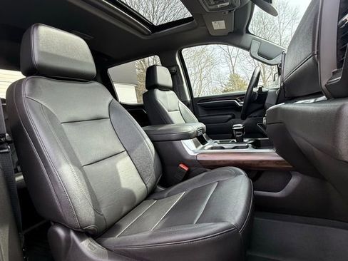 Used 2023 GMC Sierra 1500 SLT image 17