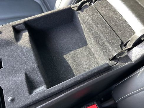 Used 2024 Jeep Grand Cherokee Overland image 32