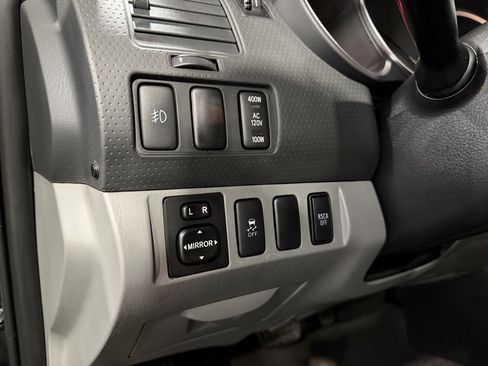 Used 2015 Toyota Tacoma TRD Pro w/ TRD Sport Package image 13