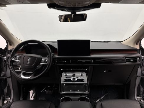 Used 2022 Lincoln Nautilus Reserve image 14