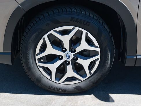 Used 2021 Subaru Forester Premium w/ Popular Package #1 AWD/4WD image 14