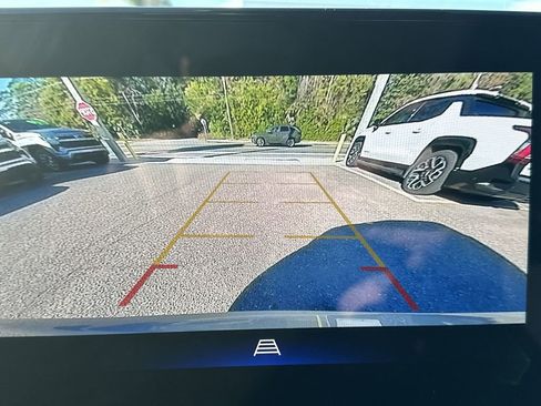 Certified 2025 Chevrolet Trax RS w/ Sunroof Package image 25