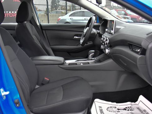 Used 2024 Nissan Sentra SV image 40