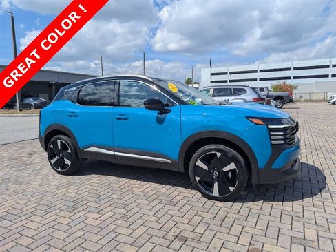 Used 2025 Nissan Kicks SR w/ SR Premium Package image 1