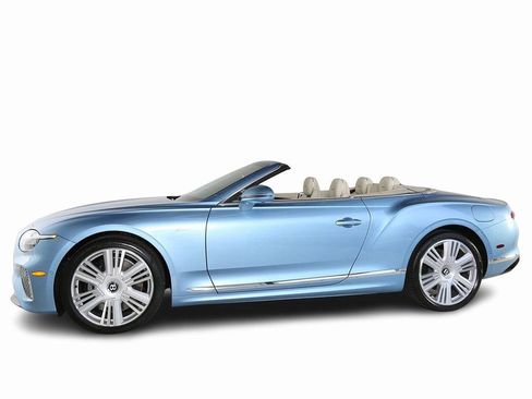 New 2026 Bentley Continental GTC AWD/4WD image 14