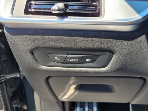 Used 2026 BMW X5 M60i AWD/4WD image 33