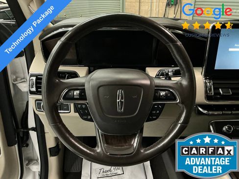 Used 2018 Lincoln Navigator Select w/ Technology Package RWD image 26
