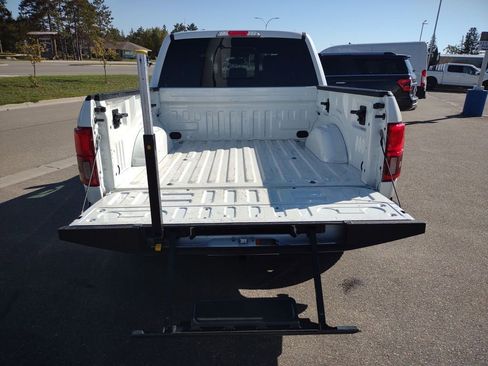 Used 2020 Ford F150 Platinum w/ Equipment Group 701A Luxury image 29