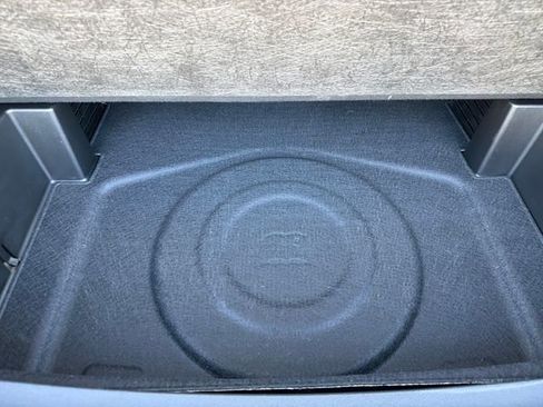 New 2026 Chevrolet Equinox LT w/ Safety and Technology Package FWD image 11