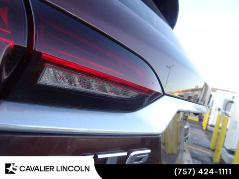 Used 2023 Cadillac XT6 Premium Luxury FWD image 5