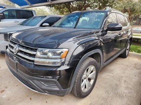 Used 2018 Volkswagen Atlas S image 3