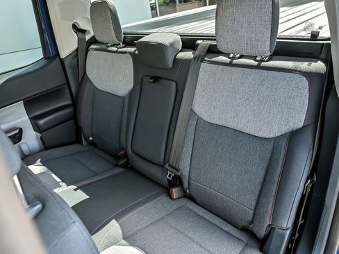 Used 2024 Ford Maverick XLT w/ XLT Luxury Package FWD image 16