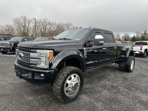Used 2017 Ford F450 Platinum w/ Platinum Ultimate Package image 10