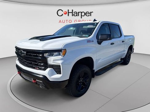 Used 2024 Chevrolet Silverado 1500 LT Trail Boss w/ Convenience Package II AWD/4WD image 7