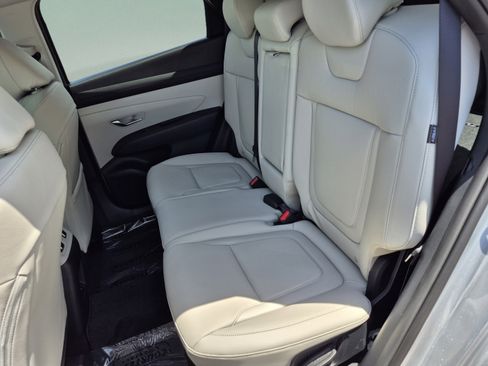 New 2026 Hyundai Tucson SEL Plus FWD image 17