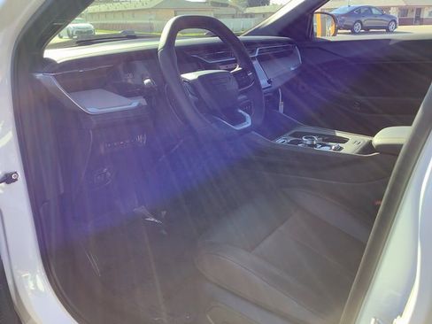 New 2026 Jeep Cherokee Limited image 7