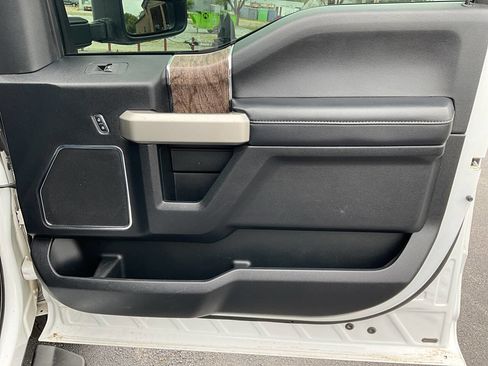 Used 2017 Ford F250 Lariat w/ Chrome Package AWD/4WD image 15