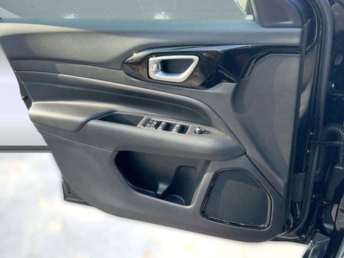 New 2026 Jeep Compass Latitude AWD/4WD image 20