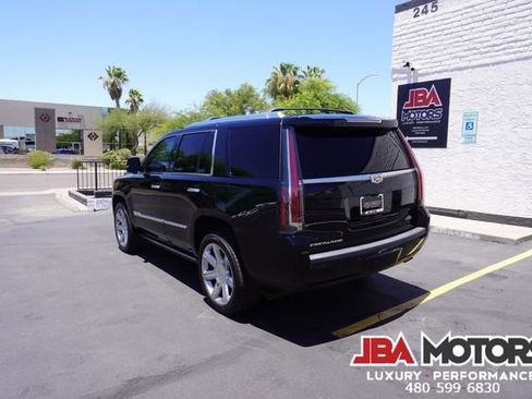 Used 2018 Cadillac Escalade Premium Luxury AWD/4WD image 56