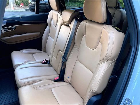 Used 2022 Volvo XC90 T6 Inscription w/ Advanced Package image 20