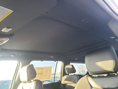 New 2026 Jeep Grand Wagoneer Limited image 11