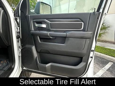 Certified 2026 RAM 2500 Big Horn AWD/4WD image 35
