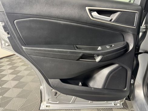 Used 2021 Ford Edge SEL FWD image 17