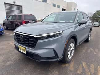 Used 2025 Honda CR-V LX video 1
