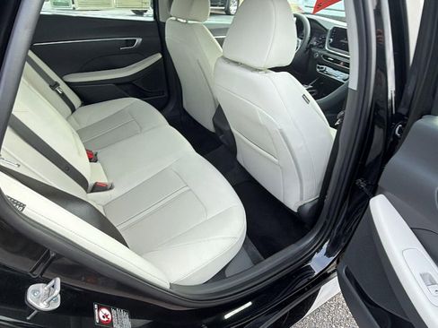 Used 2023 Hyundai Sonata SEL w/ Cargo Package FWD image 18