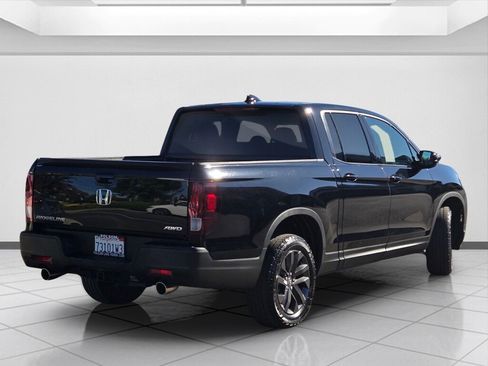 Certified 2023 Honda Ridgeline Sport image 5