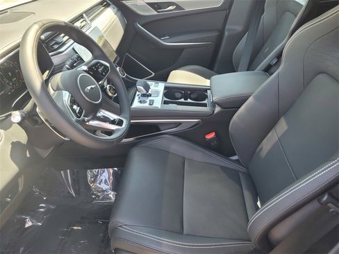 New 2026 Jaguar F-PACE R-Dynamic S image 12