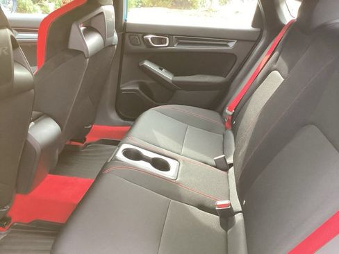 Used 2023 Honda Civic Type R image 6