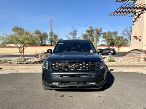 Used 2022 Kia Telluride SX w/ SX Prestige Package image 8