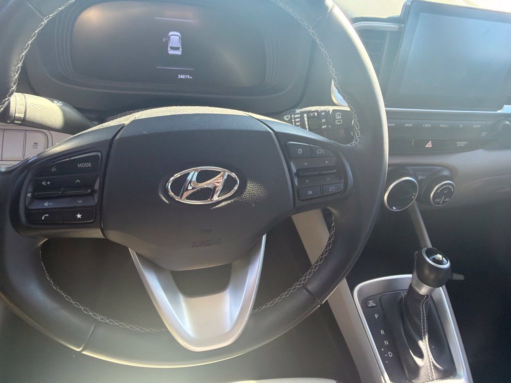 Used 2024 Hyundai Venue SEL FWD image 15