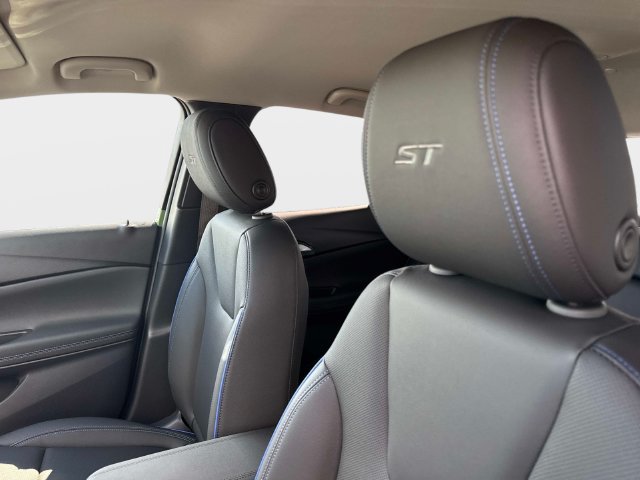 New 2026 Buick Encore GX Sport Touring w/ Advanced Technology Package FWD image 19