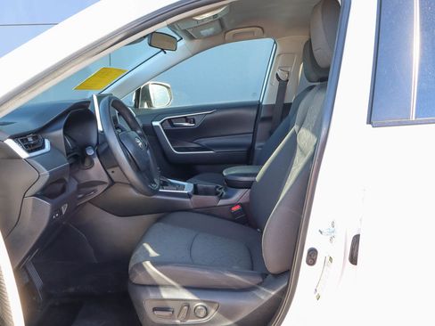 Used 2024 Toyota RAV4 XLE FWD image 7