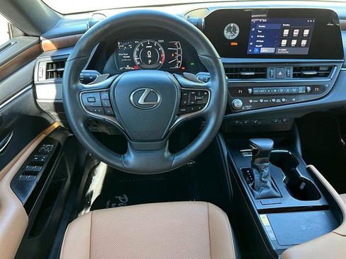 Used 2024 Lexus ES 350 Premium image 21