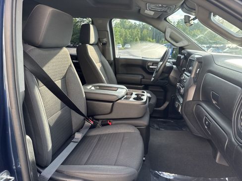 Used 2022 Chevrolet Silverado 1500 Custom AWD/4WD image 26