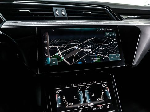Used 2022 Audi e-tron Premium image 20