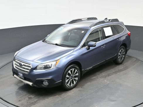 Used 2016 Subaru Outback 2.5i Limited image 36