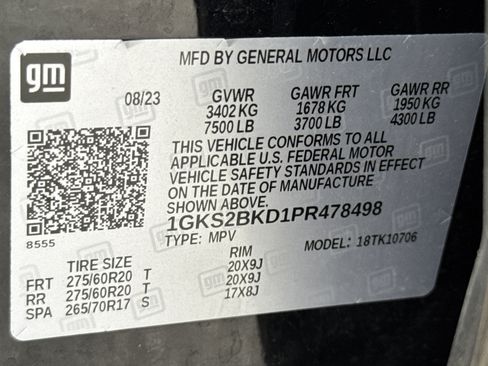 Used 2023 GMC Yukon SLT w/ SLT Premium Package image 40