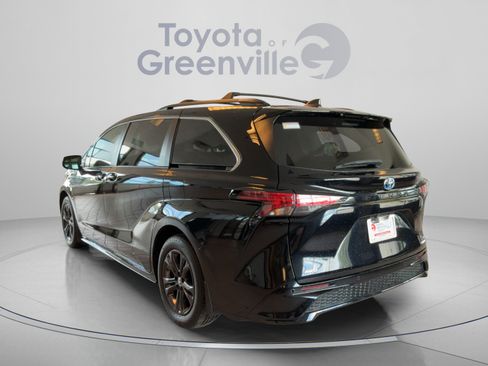 Certified 2024 Toyota Sienna XSE w/ XSE Plus Package AWD/4WD image 4