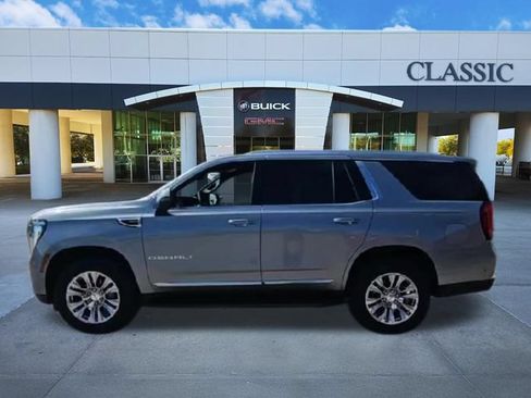Used 2025 GMC Yukon Denali AWD/4WD image 5