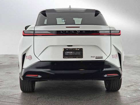 Used 2023 Lexus RZ 450e Premium image 4