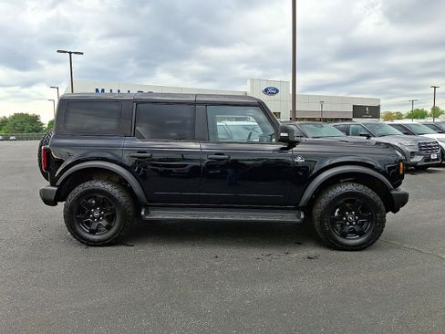 Used 2025 Ford Bronco Outer Banks AWD/4WD image 7