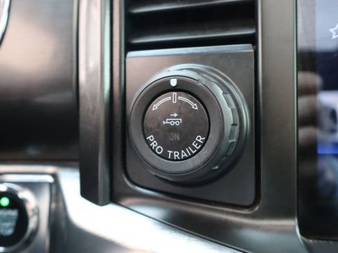 Used 2021 Ford F150 Lariat w/ Equipment Group 502A High image 28